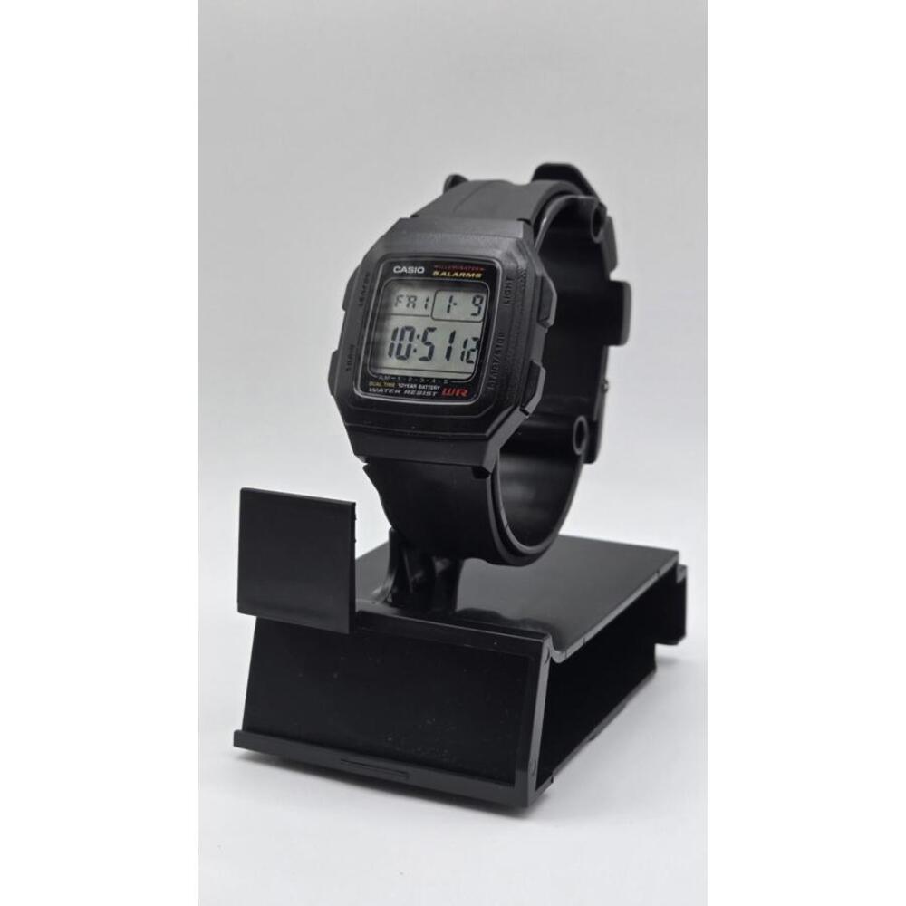CASIO F201WA-1AV Multi-Function Alarms Digital Sport Black & Silver Watch